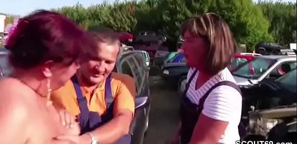 Mutti will mal wieder Ficken und schnappt sich fremden Typen